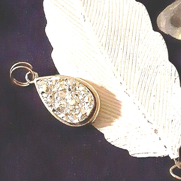 Druzy charm - Picture 2 of 3